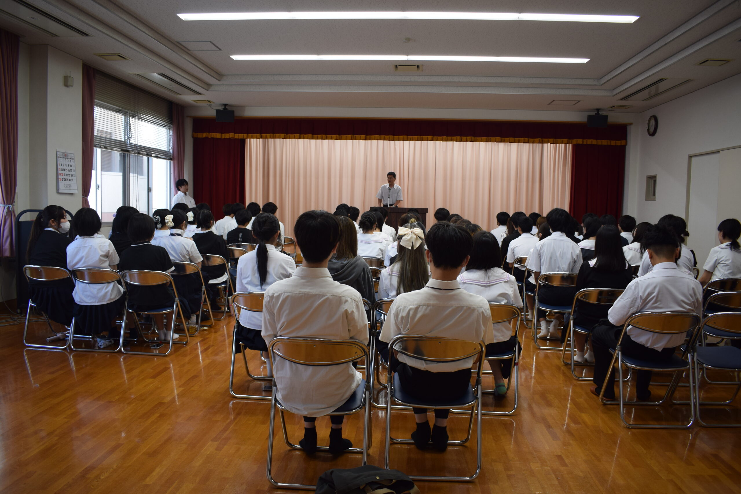 全校集会を行いました
